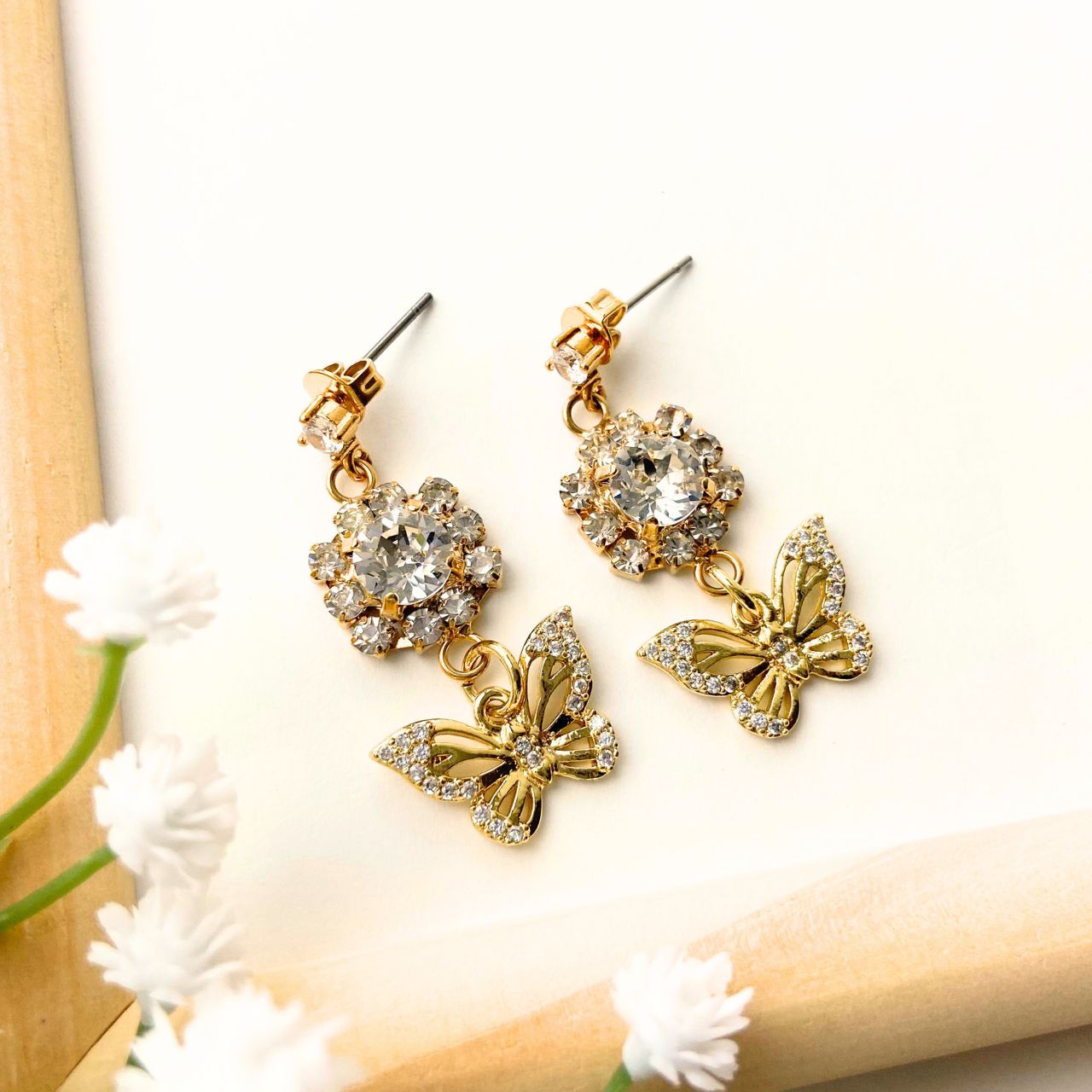 ジルコニアビジューバタフライピアス A26