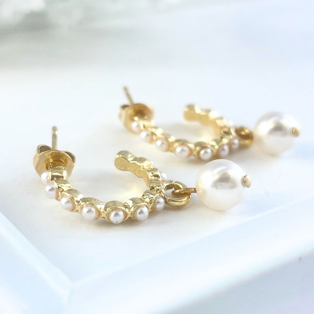 パールフープピアス A101