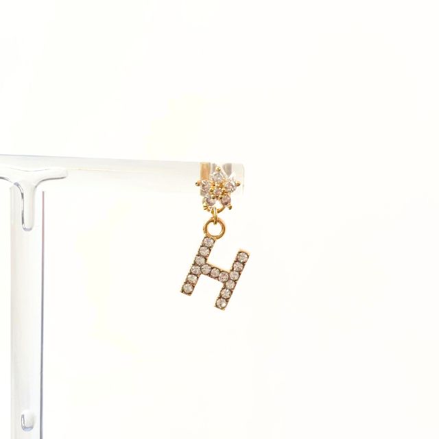 イニシャルピアス ゴールド A15