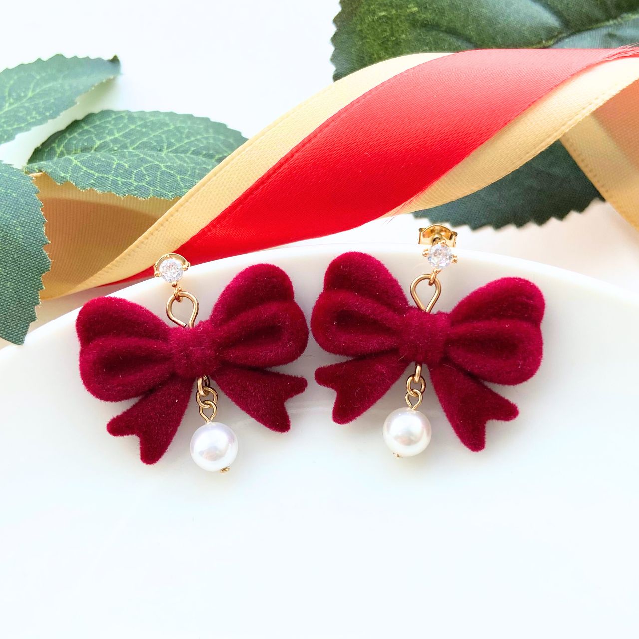 ベロアリボンパールピアス