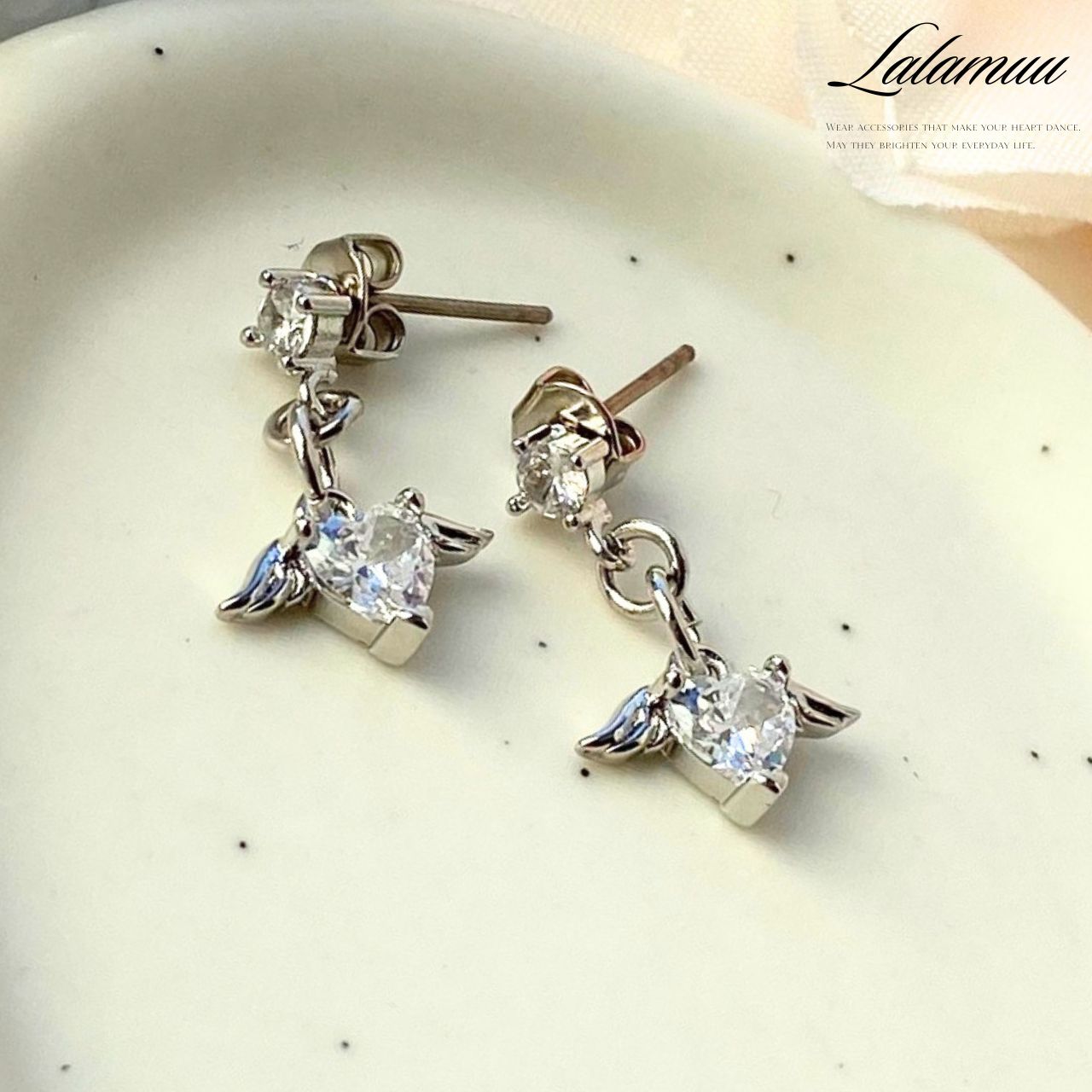 【選べる金具】普段使いに♪エンジェルハートピアス