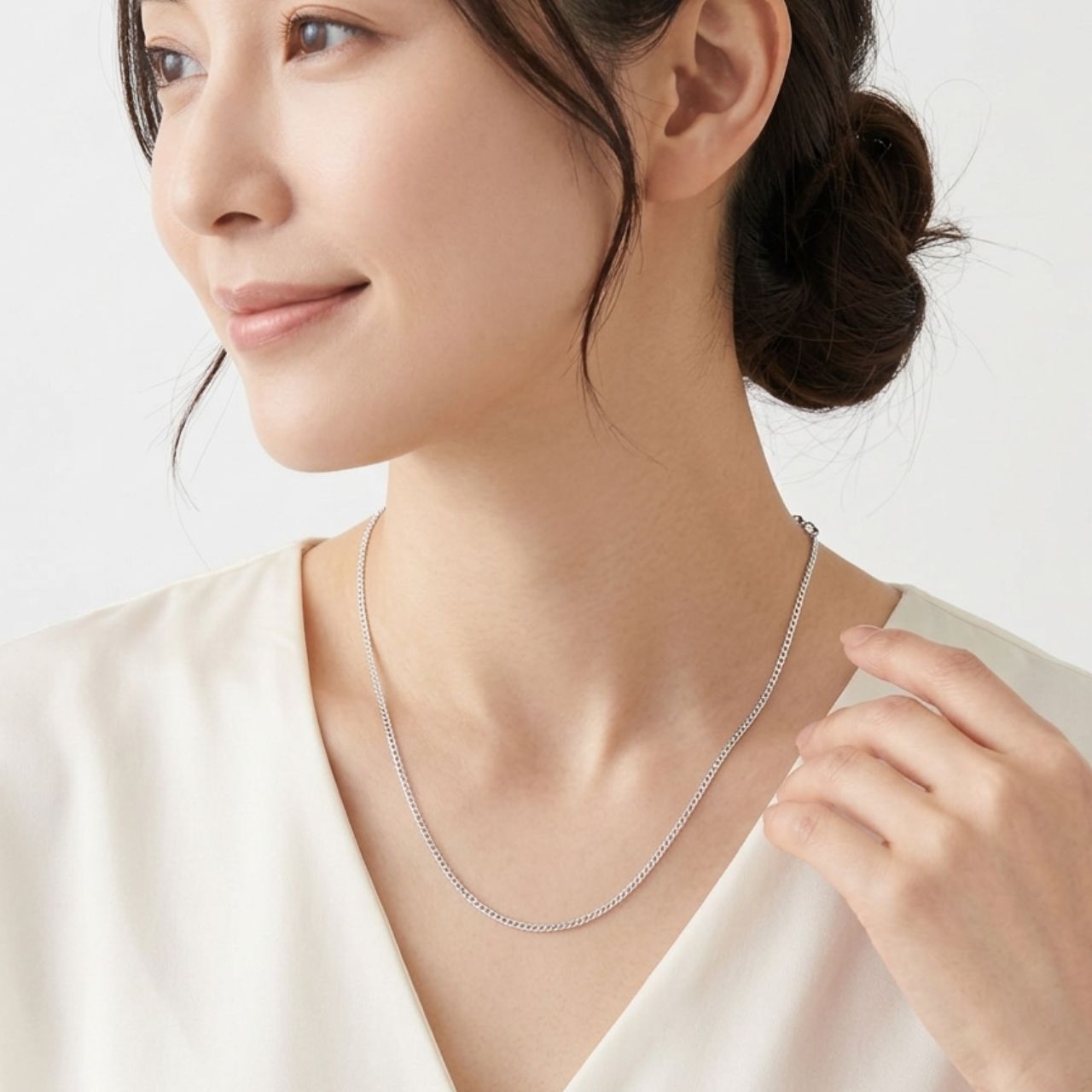 チェーンネックレス