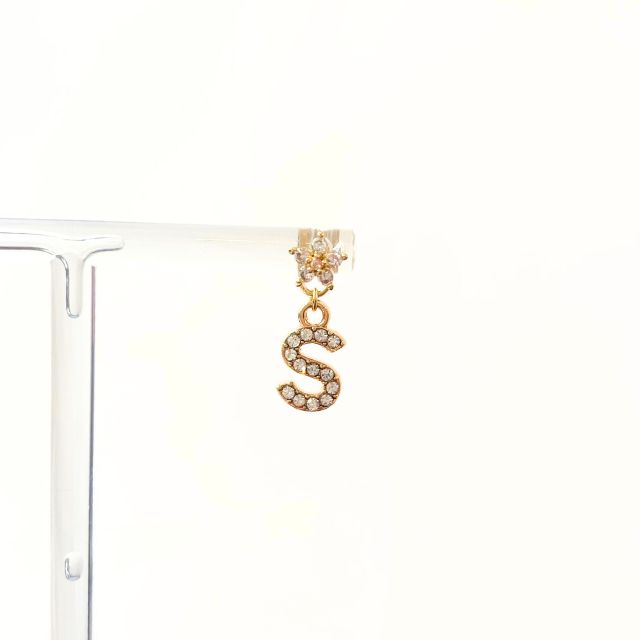 イニシャルピアス ゴールド A15