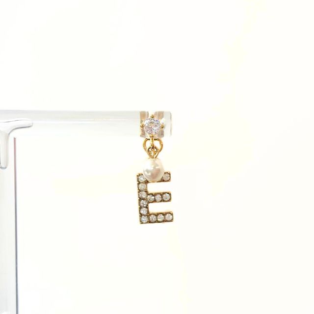 イニシャルピアス ゴールド A15