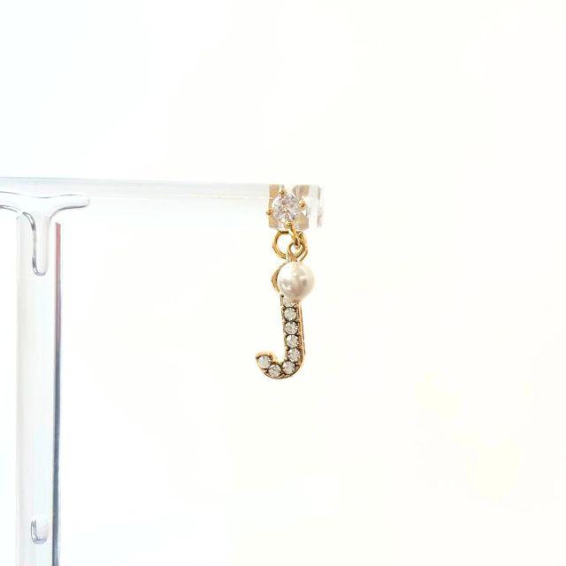 イニシャルピアス ゴールド A15