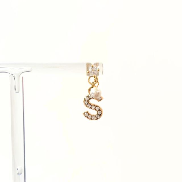 イニシャルピアス ゴールド A15