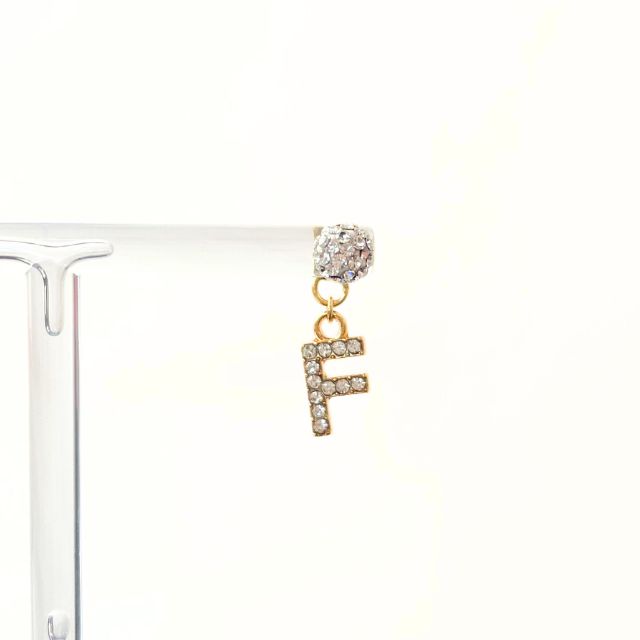 イニシャルピアス ゴールド A15