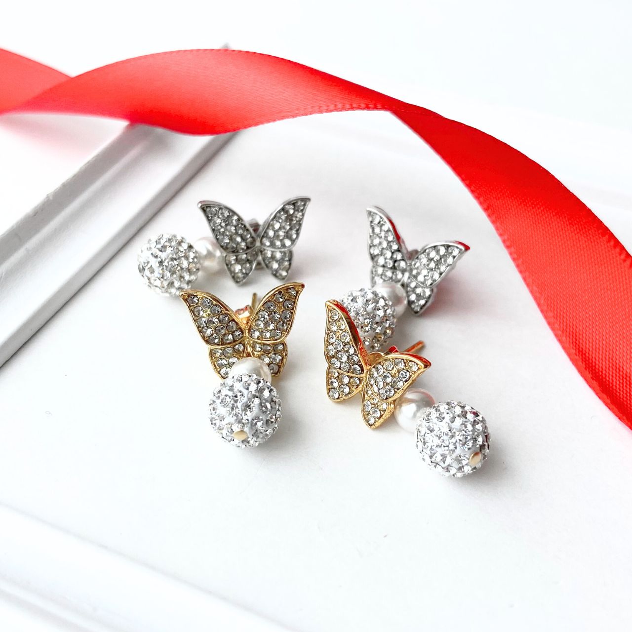 2wayバタフライ×パヴェボールピアス