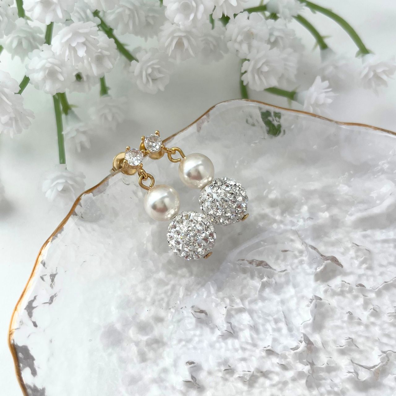 パヴェボール×パールジルコニアピアス A35