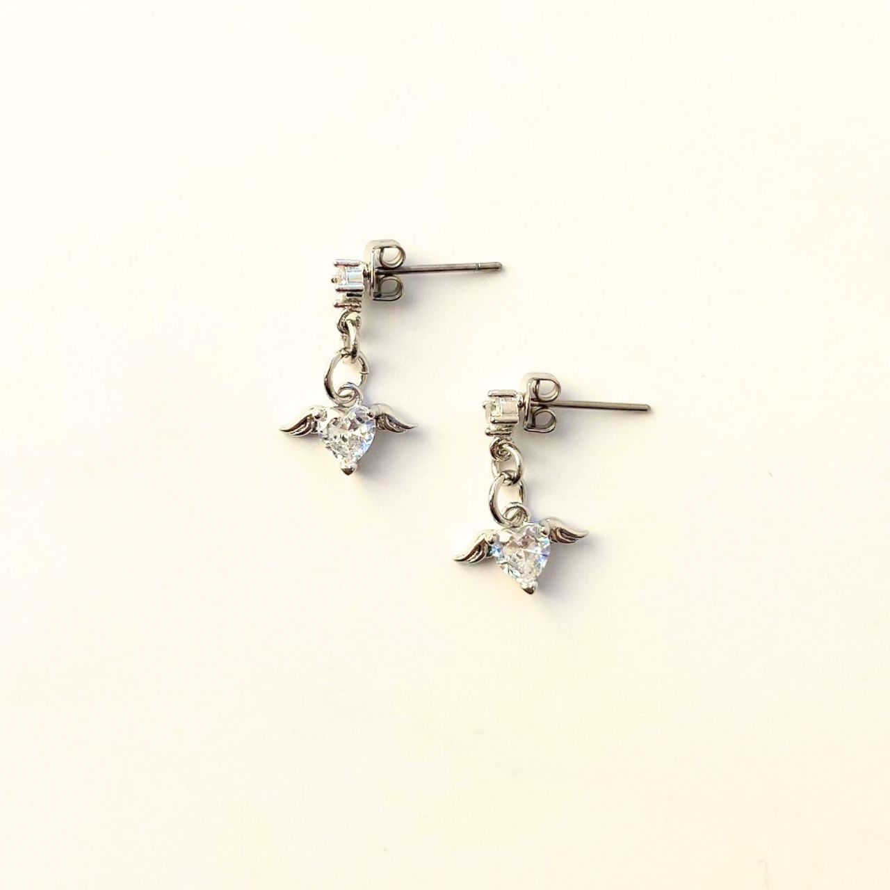 【選べる金具】普段使いに♪エンジェルハートピアス