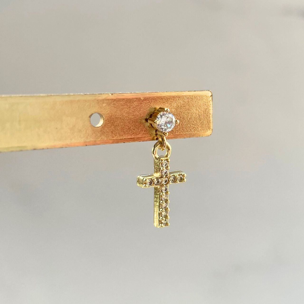 ジルコニアクロスピアス ゴールド シルバー