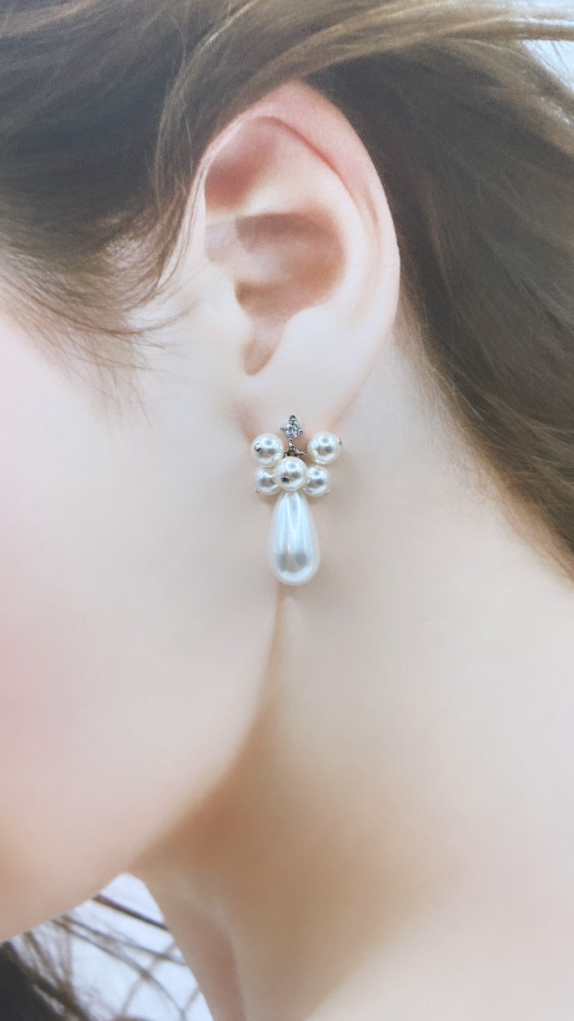 バブルパールドロップジルコニアピアス A61