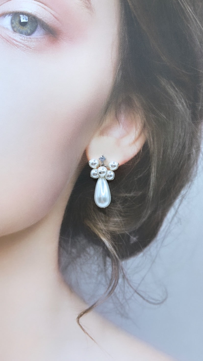 バブルパールドロップジルコニアピアス A61