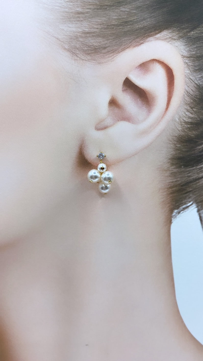【金具変更可能】バブルパールジルコニアピアス