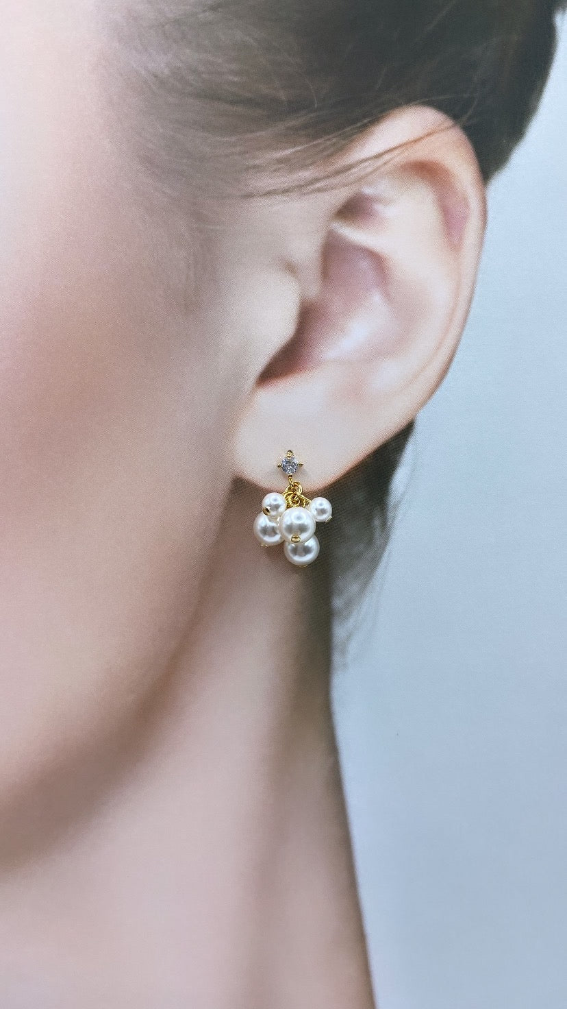 【金具変更可能】バブルパールジルコニアピアス