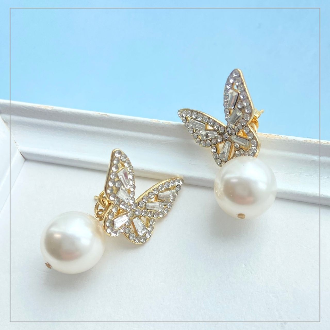 10mmパールピアス×バタフライピアス