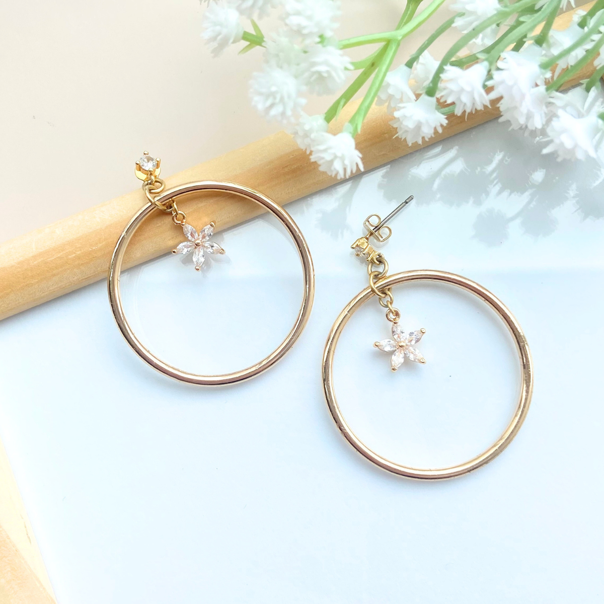 フープ×ジルコニアフラワーピアス