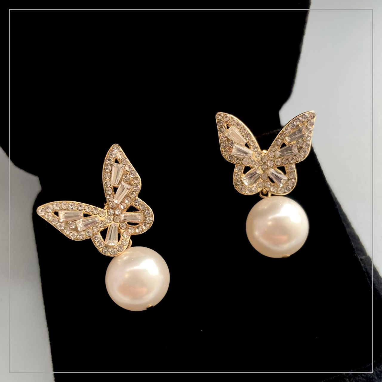 10mmパールピアス×バタフライピアス