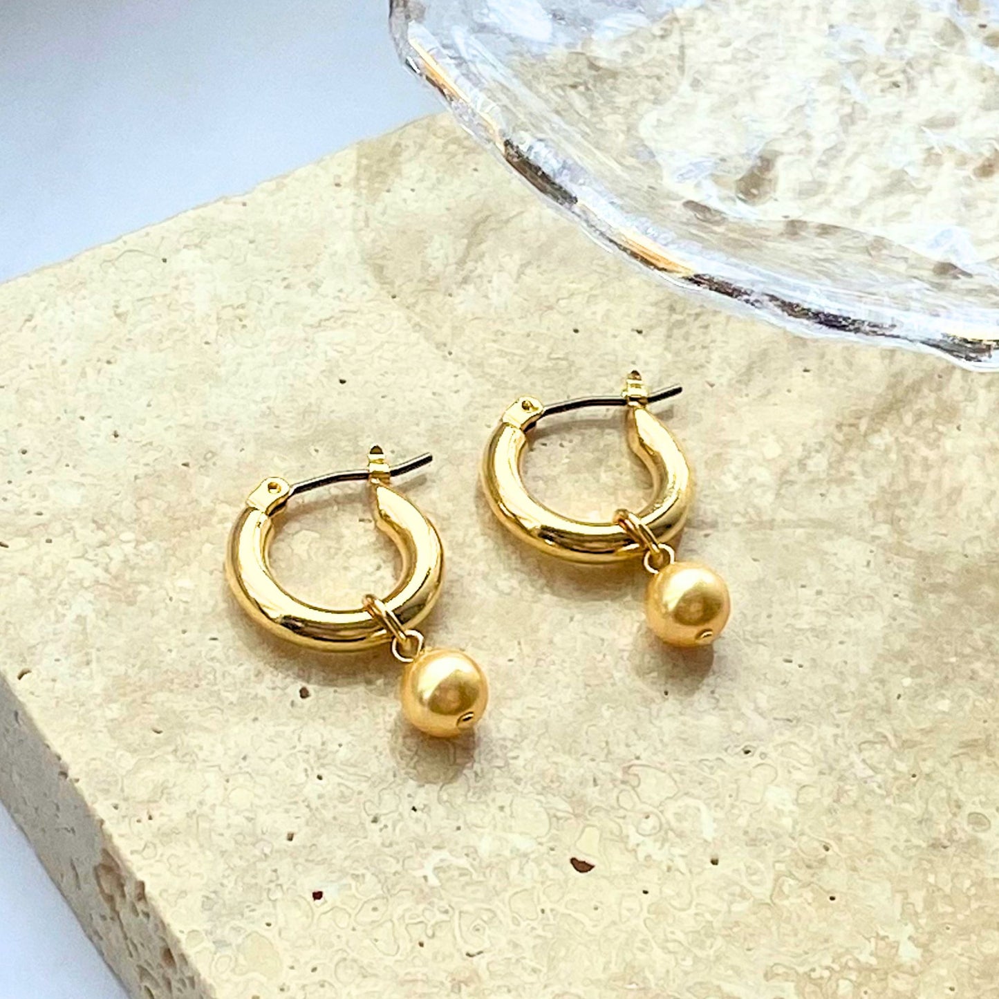 ワンタッチフープ×ゴールドパール(6mm)ピアス　