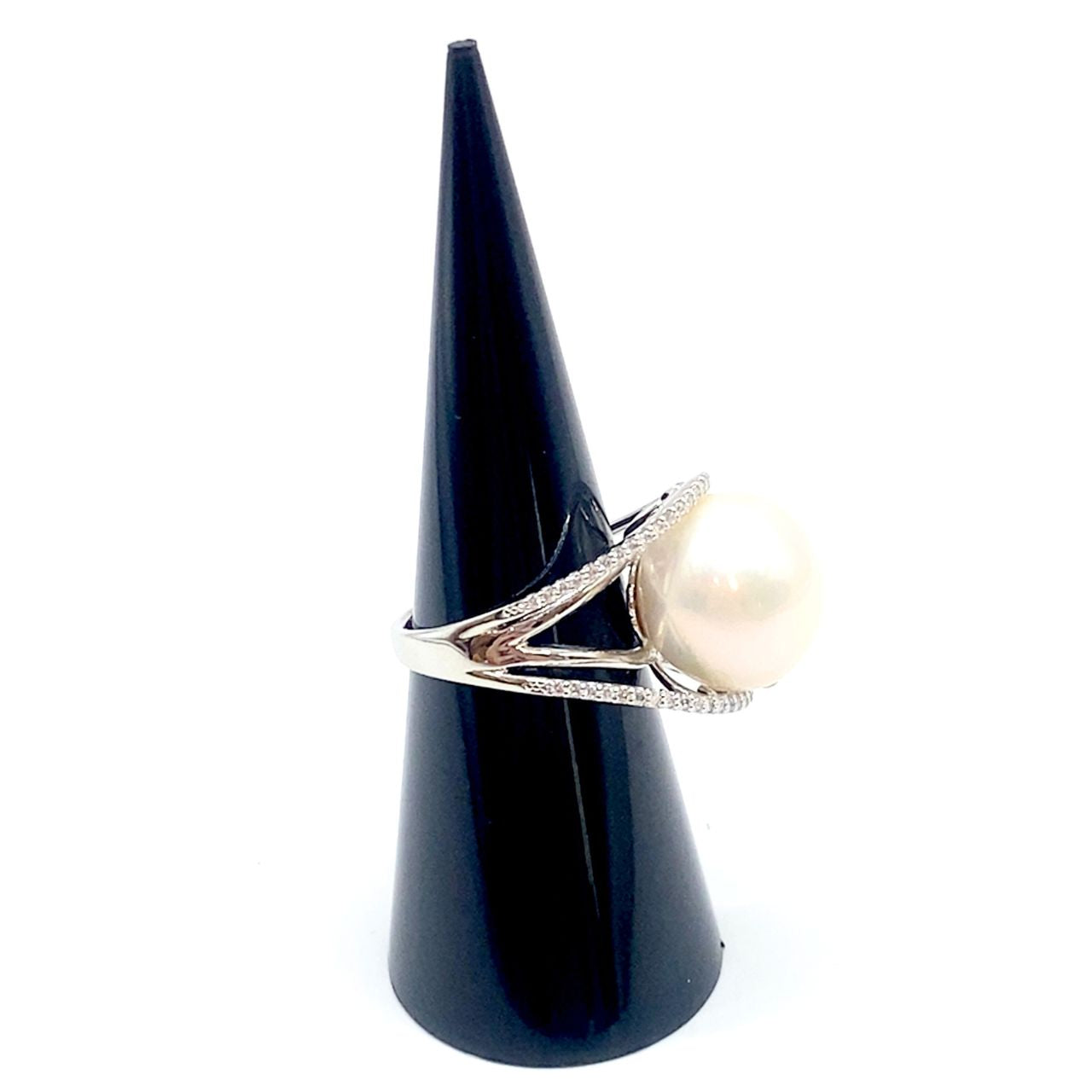 【プラチナリング】Pt900 一粒ダイヤ0.31ct パールリング