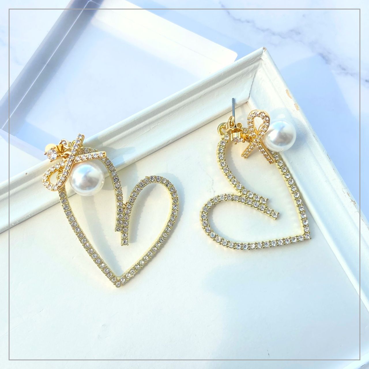 【大ぶり･人気】ビックハート×パールノットジルコニアピアス　ゴールド