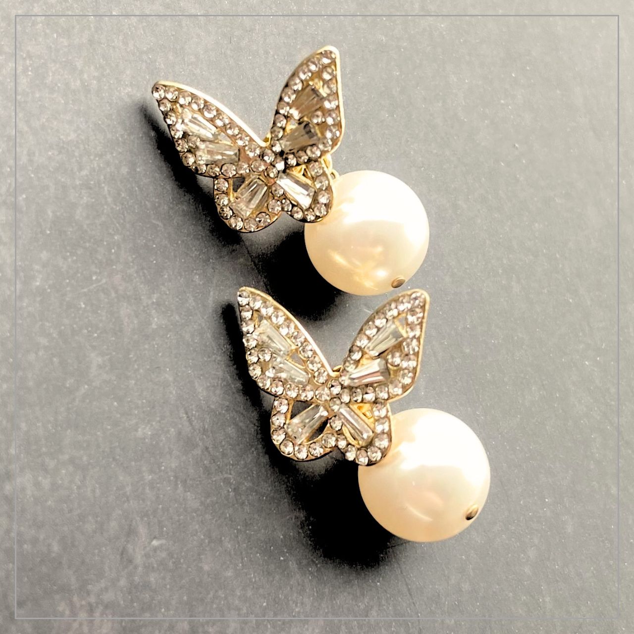 10mmパールピアス×バタフライピアス
